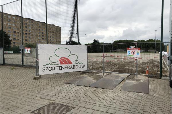 Aménagement terrain de football synthétique - Sportinfrabouw NV